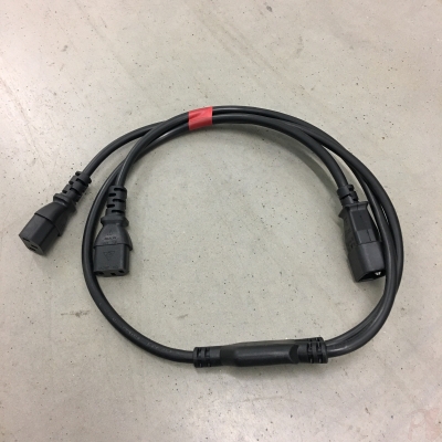 IEC Y Cable Split
